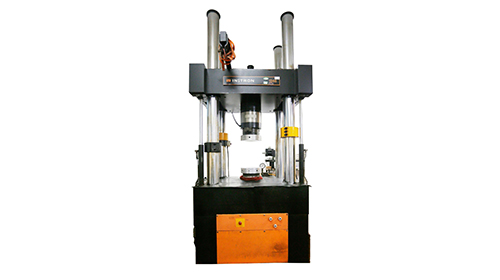 INSTRON 1346万能材料试验机